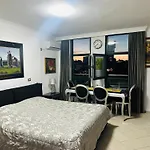 Amo Tower Center * טיראנה