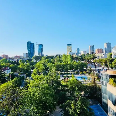 아파트 Amo Tower Center 티라나