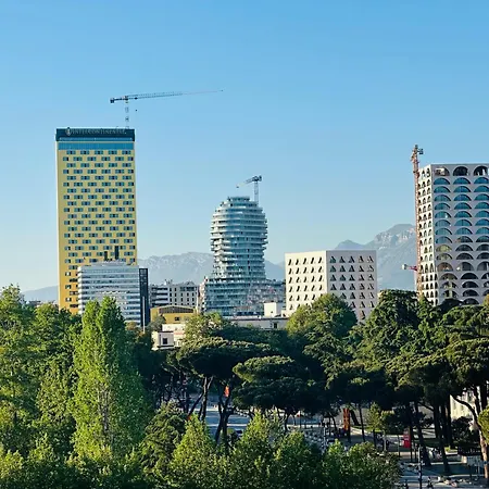 Amo Tower Center 티라나