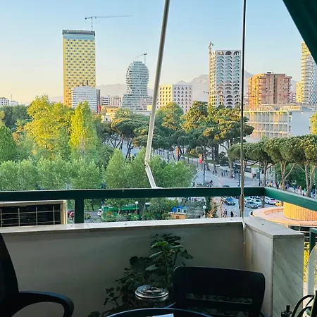 Amo Tower Center Apartment *