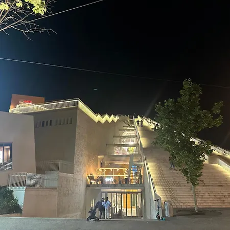 Amo Tower Center 아파트 티라나