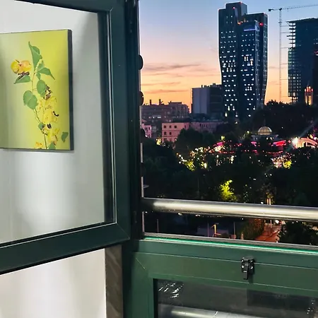 Amo Tower Center 티라나